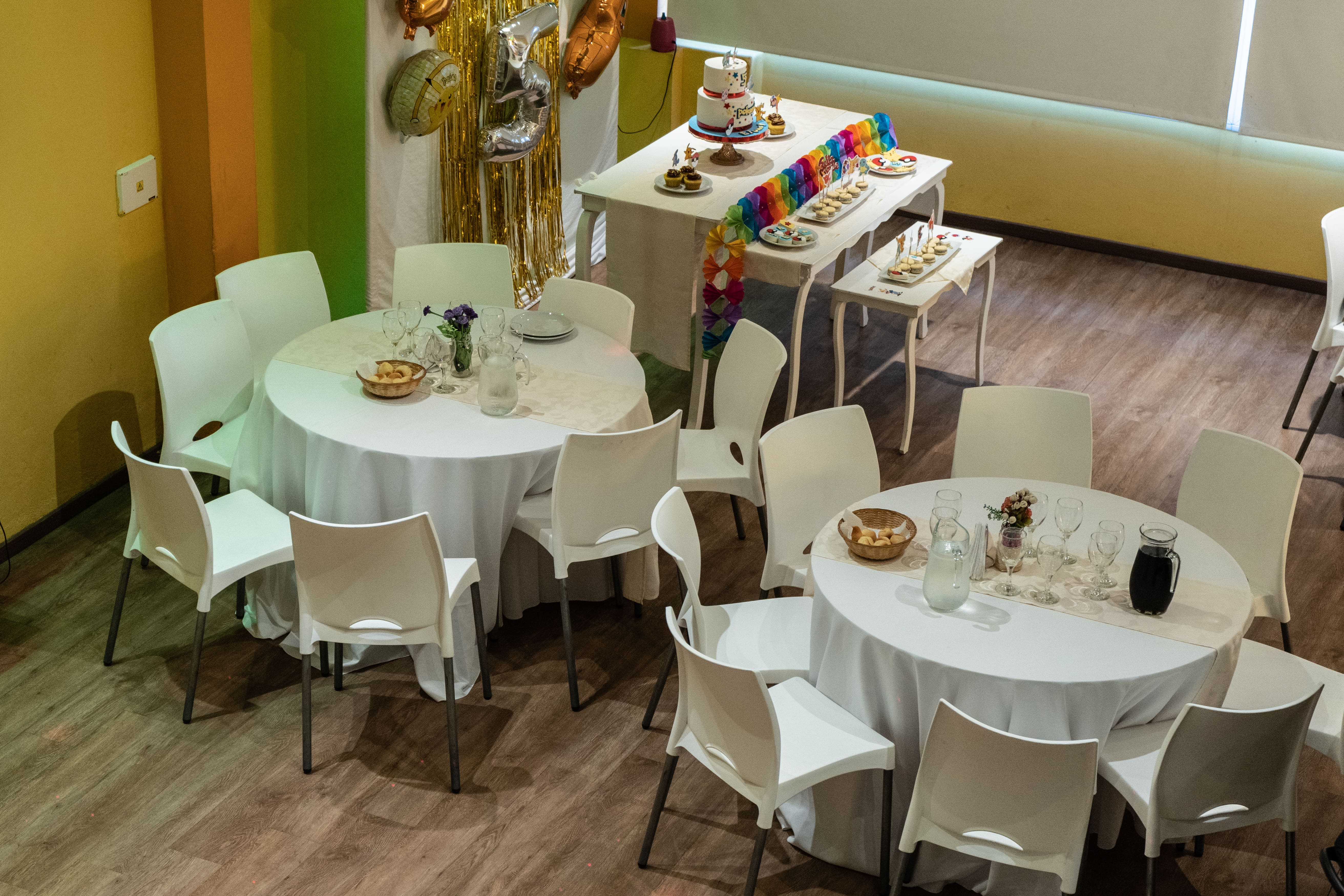 Salón Mundo Risas